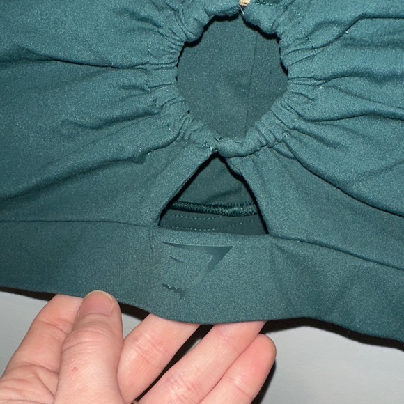 Dark green gym shark sports bra - Picture 2 of 5